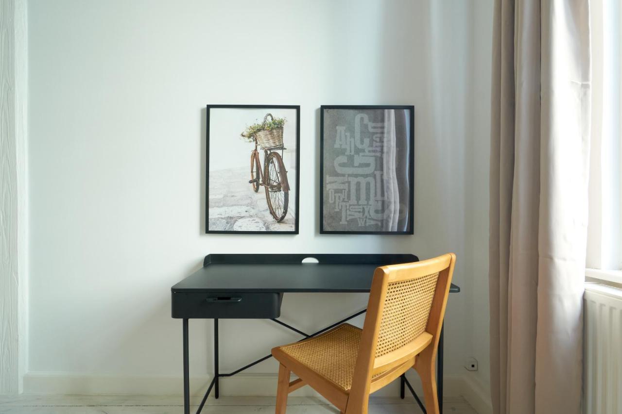 Apartment Spacious Centrally Located In Cph's Old Town Kopenhagen